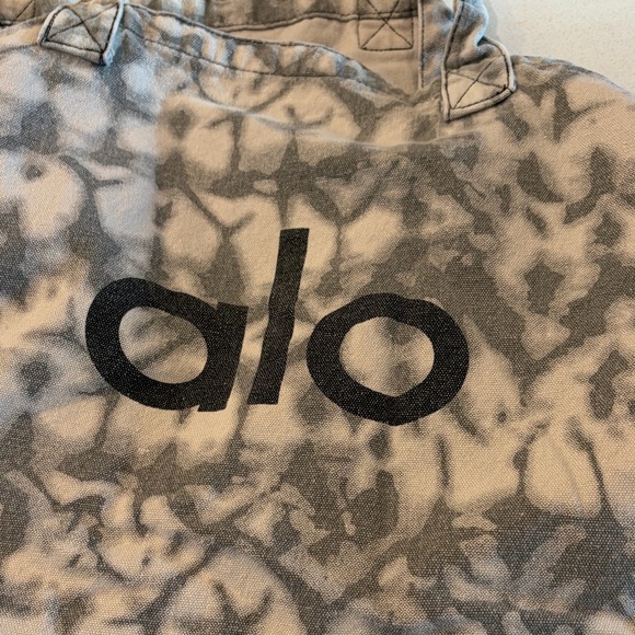Alo shopping tote - Picture 3 of 5